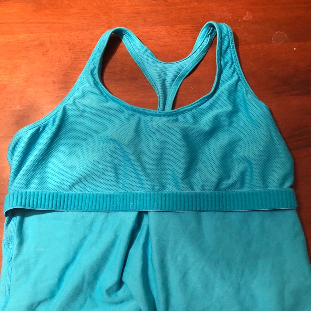 Two Exercise Tops. - image 2